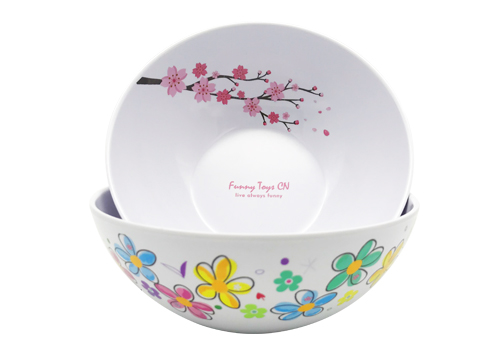 メラミンの食器