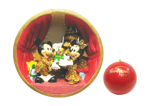 ディズニーのフィギュア置物